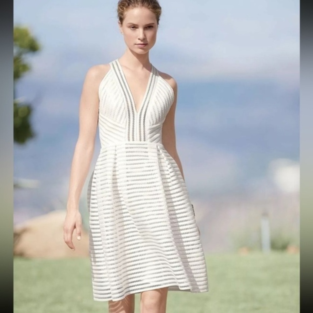 Carmen Marc Valvo Textured Stripes A-Line White Mini Dress Sz 2 coquette fairy